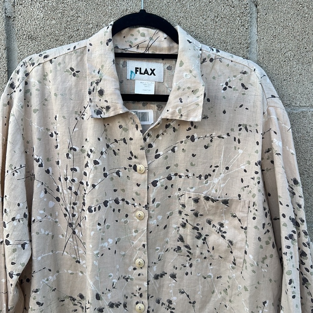 Flax %100 Lenin Button Down Shirt small (runs big) - Picture 4 of 7